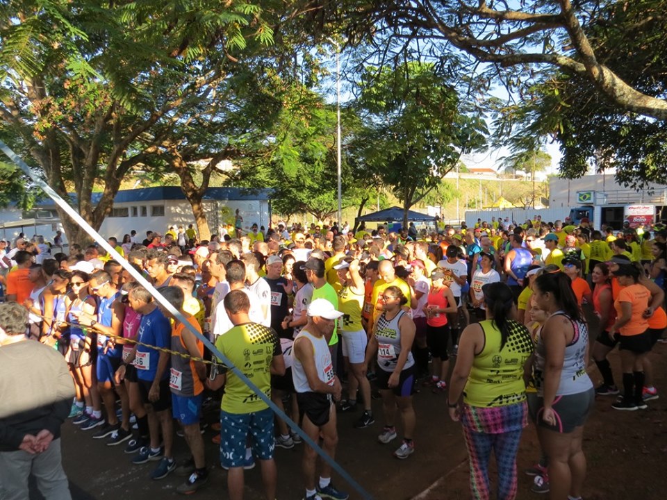 64865785_2260099744067267_5487061217333739520_n Corrida atrai quase 400 atletas a São Manuel