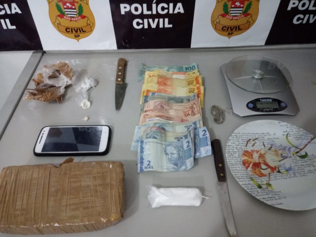 B3AE966F-5F7D-4BC4-AE10-C9D38321AD80-1024x770 Polícia Civil apreende drogas e prende homem por tráfico em São Manuel