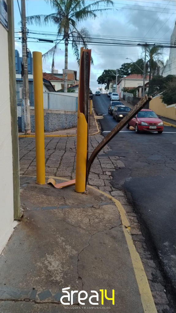 Dia de caos e confusões no trânsito transforma centro de São Manuel em labirinto