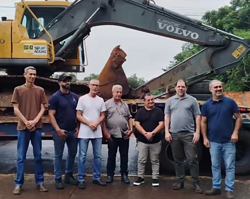 PREFEITURA DE SÃO MANUEL INICIA LIMPEZA DE RIOS APÓS FORTES CHUVAS