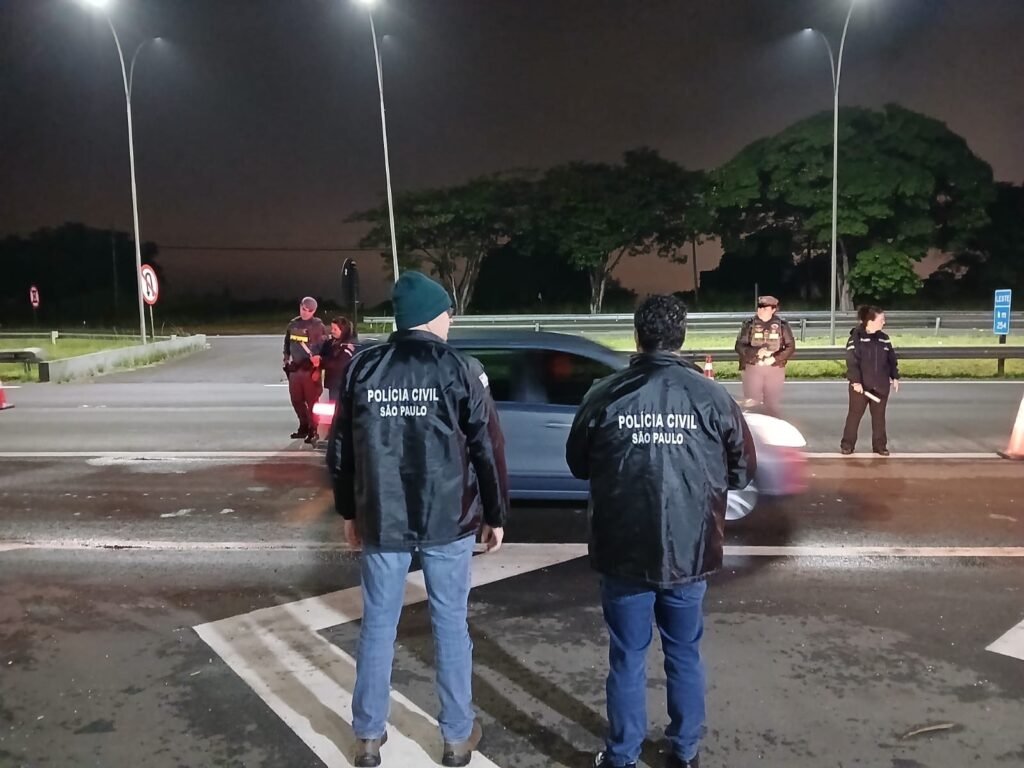 OPERAÇÃO MAIO AMARELO REALIZA FISCALIZAÇÃO NOTURNA NA MARECHAL RONDON EM BOTUCATU